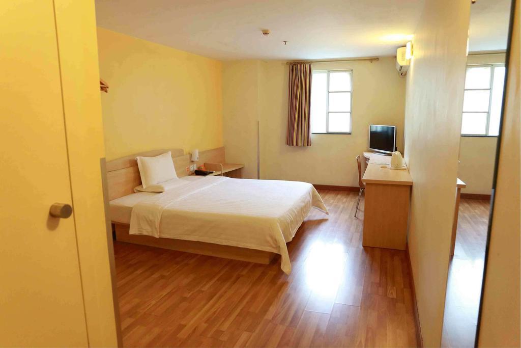 7Days Inn Guiyang Posts And Telecommunications Building Guiyang (Guizhou) Quarto foto